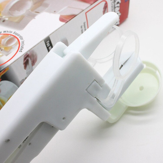 1PC Creative Kitchen Egg Tools Egg EZ Cracker Beaters As Seen On TV Hand Hold Egg Beaters White Separator Cooking Tool OK 0473 YSTE-32798